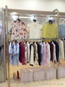 特價精品時尚女裝,特價時尚童裝,4折批發,代理